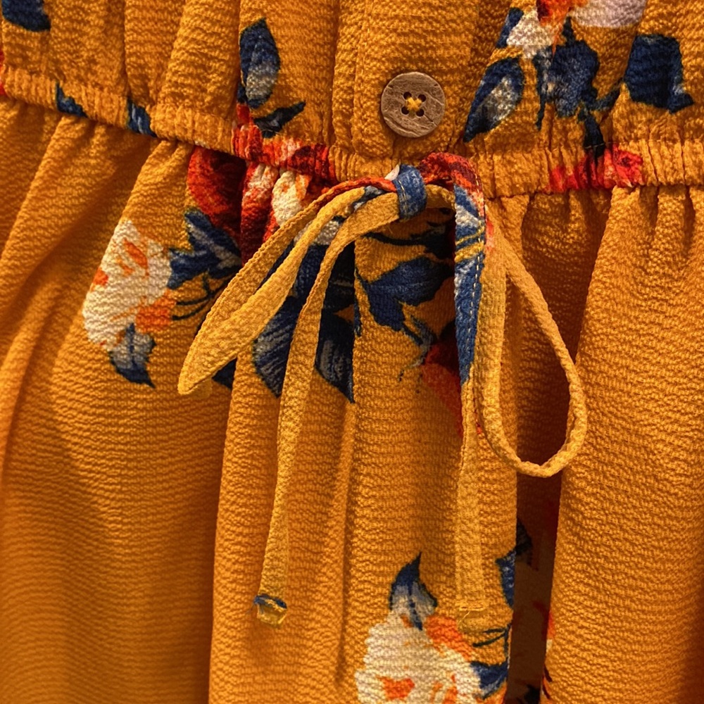 Beautiful Golden Yellow Summer Floral Dress - Picture 4 of 9